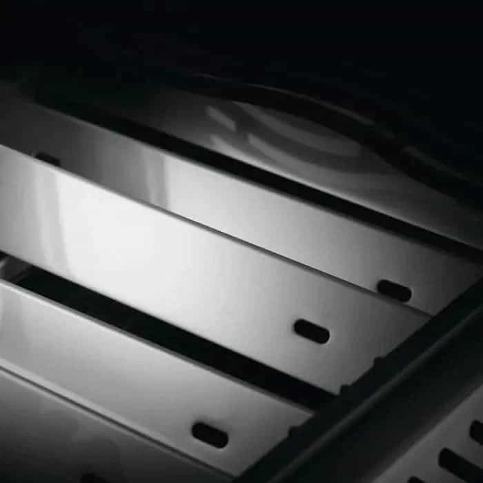 Napoleon Rogue 525 Propane Gas Grill - R525PK-1 - image 12