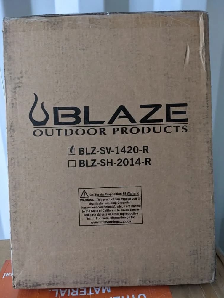 Blaze Outdoor Products 18-Inch Stainless Steel Single Access Door, Vertical (Open Box) - BLZ-SV-1420-R-SC-OB