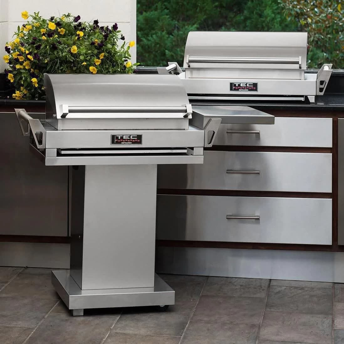 TEC G-Sport FR - 30-Inch 1-Burner Freestanding Infrared Grill - Liquid Propane Gas on Stainless Pedestal - GSRLPFR + GSPED - image 2