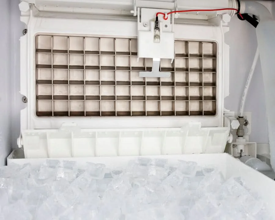 Summit Commercial 100 lb. Commercial Icemaker - BIM100 - image 9