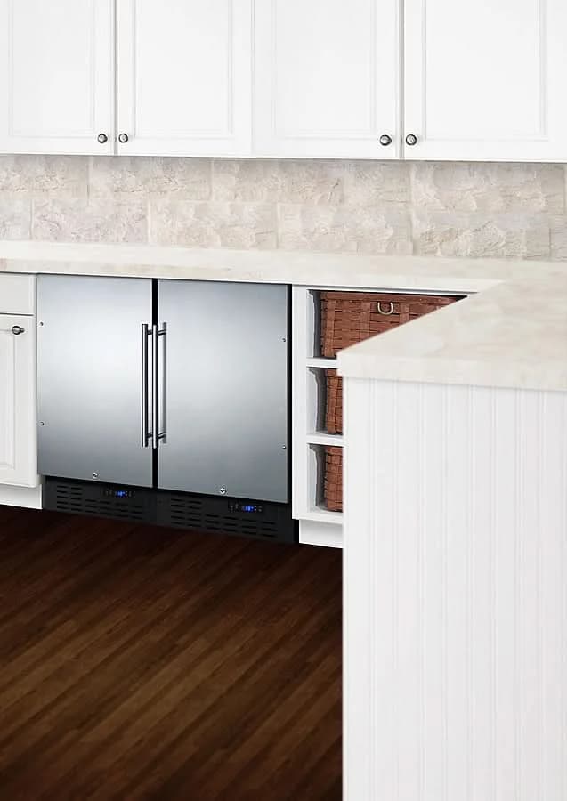 Summit 18 8 lb. Drain-Free Icemaker - BIM18SS - image 4