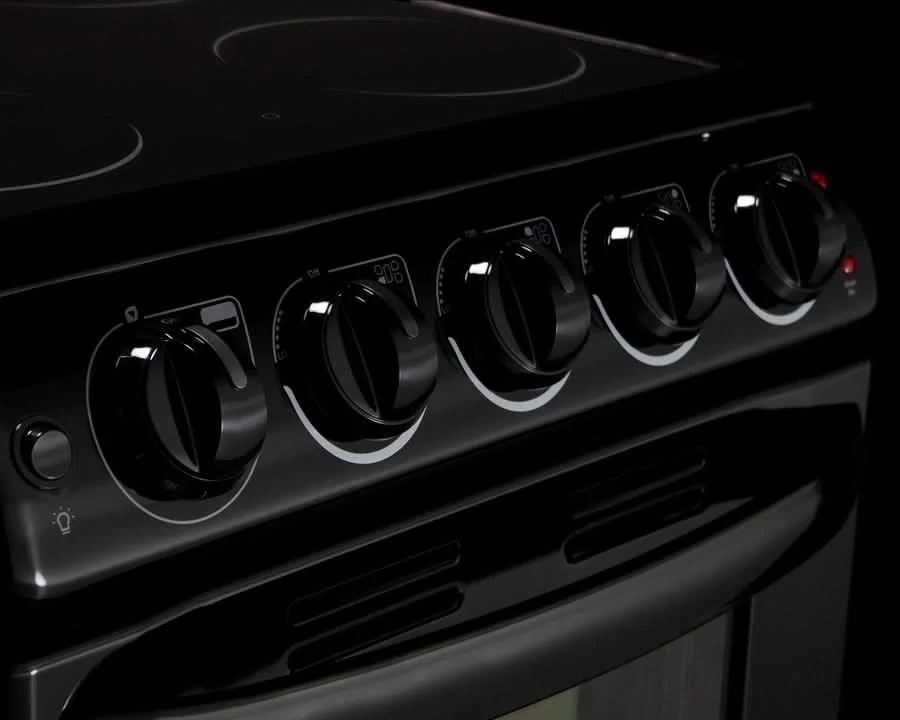 Summit - 20 Wide Electric Smooth-Top Range - REX2051BRT - image 2
