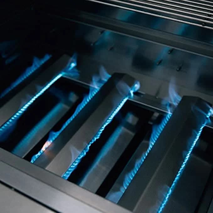 Summerset Sizzler Pro - 32-Inch 4-Burner Freestanding Grill with Rear Infrared Burner - Liquid Propane Gas - SIZPRO32-LP + CART-SIZ32-DC - image 3