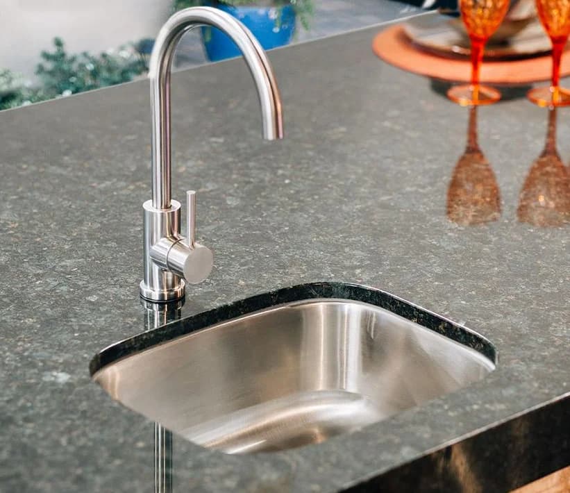 Summerset 19x15" Undermount Sinks - SSNK-19U