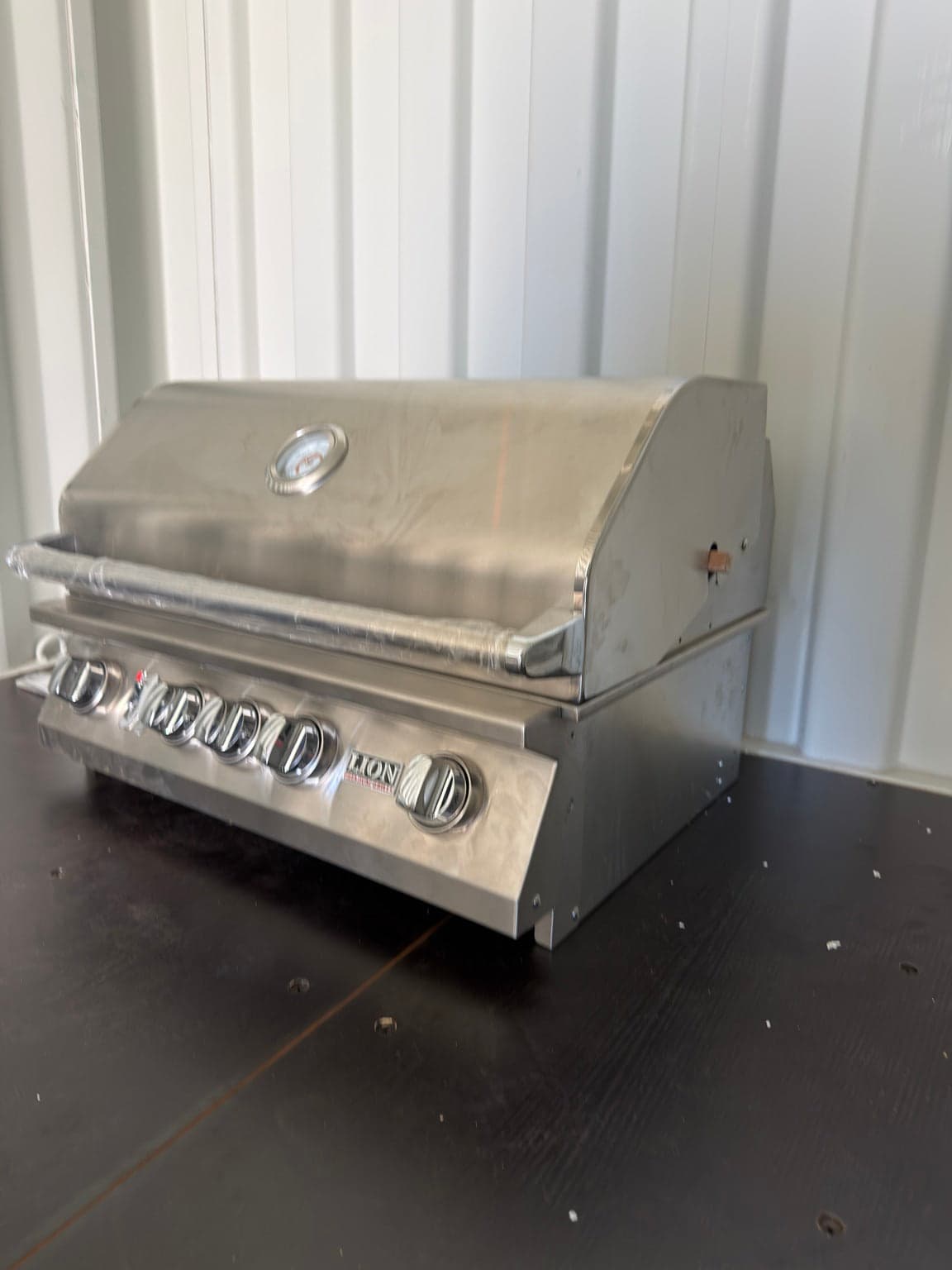 Lion L75000 32-Inch Stainless Steel Built-In Propane Gas Grill - 75623-OB (Open Box) - image 2