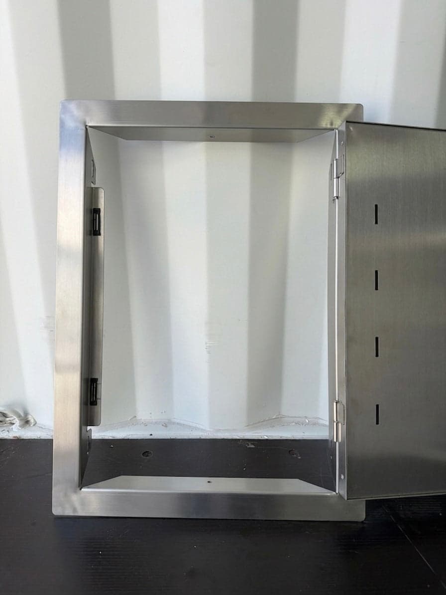 PCM 14" x 20" Stainless Steel Vertical Single Access Door - Open Box - PCM-200-14X20V-OB - image 5
