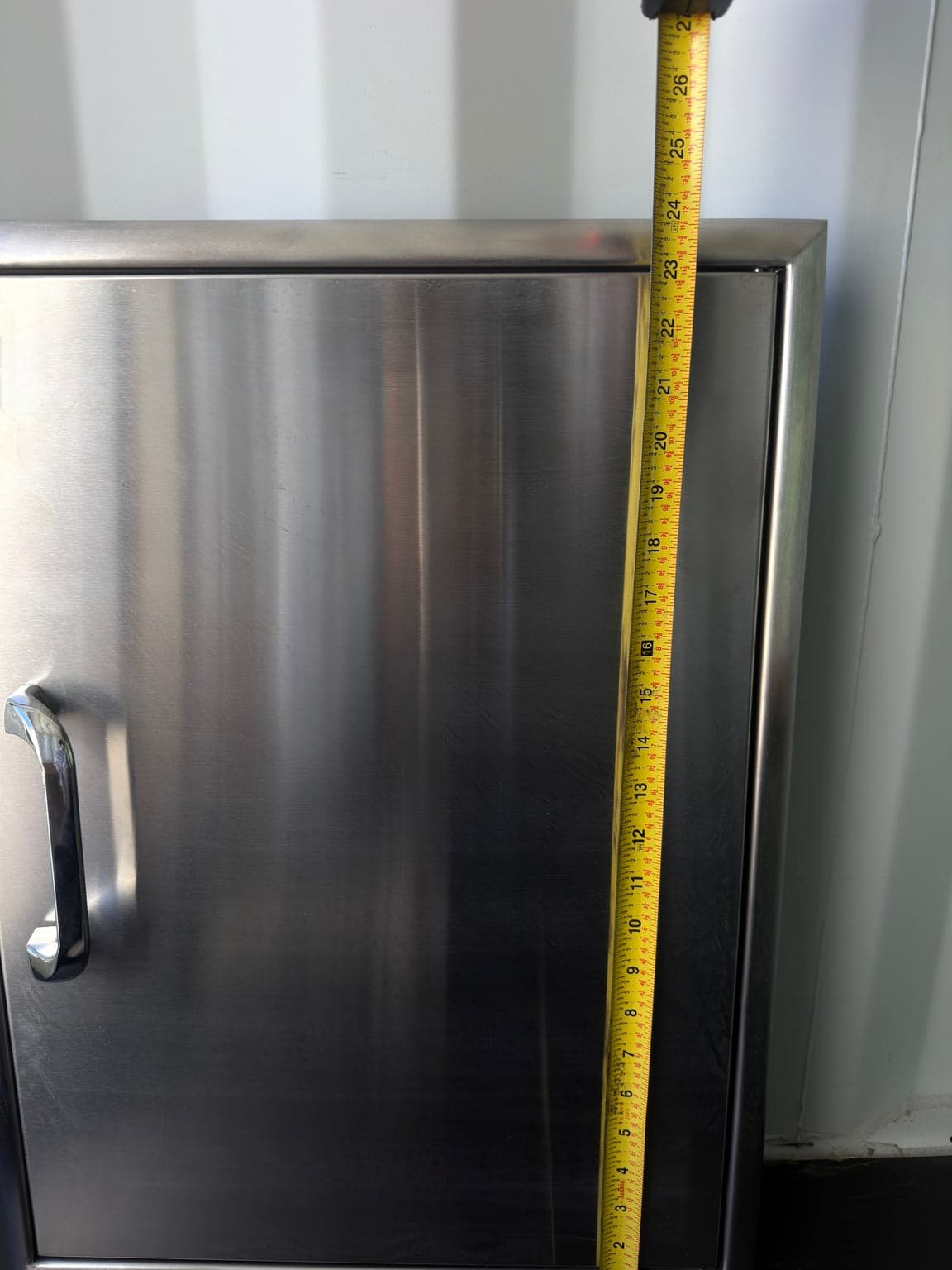OCI 17" x 24" Professional Series Stainless Steel Vertical Access Door - OCI-14x20ASD-V-OB - image 6