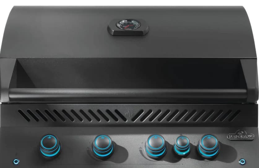 Napoleon Built-In 700 Series 32 w/ Infrared Rear Burner 4 Burners NG- BIG32RBNMK-1